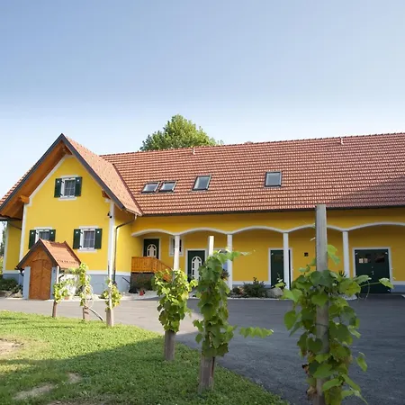 Apartment Schulter